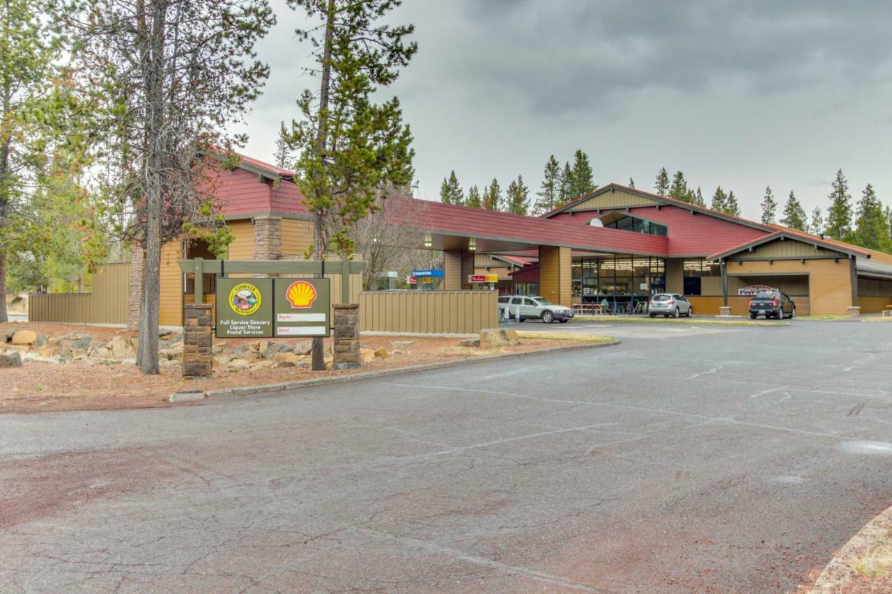 Mt Rainier Lane 07 | Discover Sunriver Exterior photo